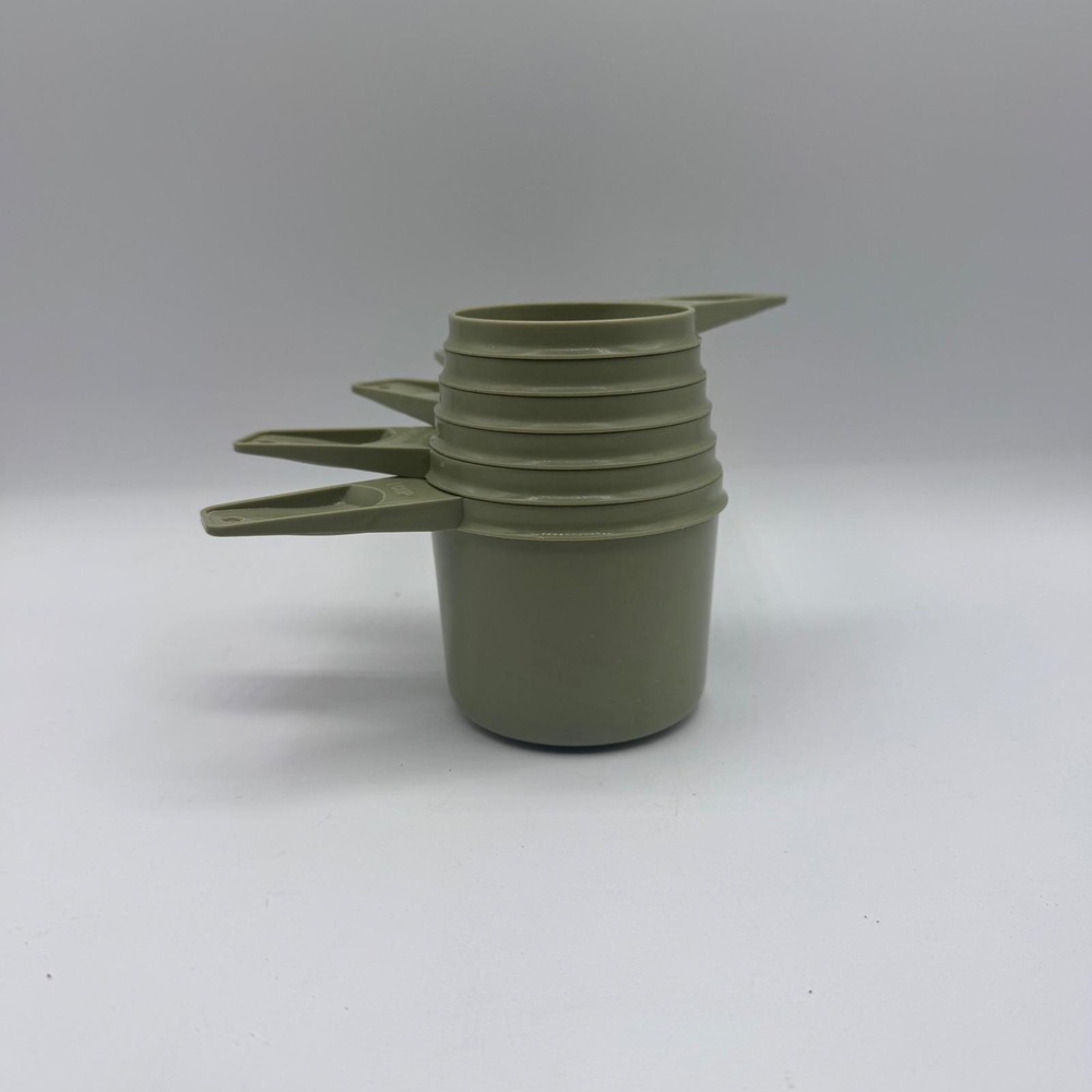 Vintage Tupperware Avocado Green Measuring Cup Set 6 Pieces Nesting USA 761-3